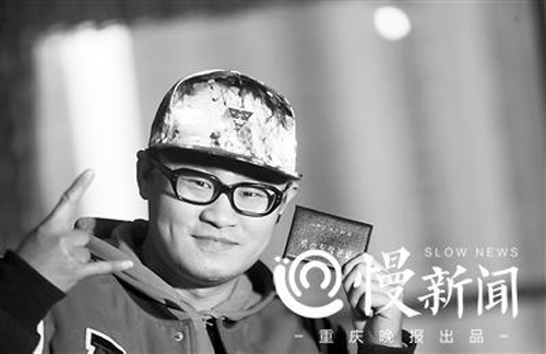 为顺利踏上丝绸之路，高旭仅花了个多月时间就拿到了C5驾照。